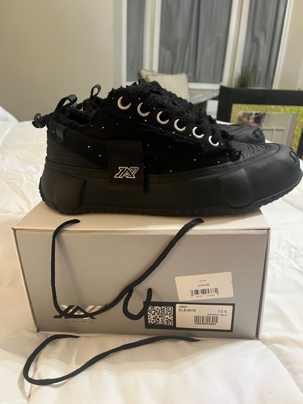 JAVI Elevate Black Sparkle Sneakers